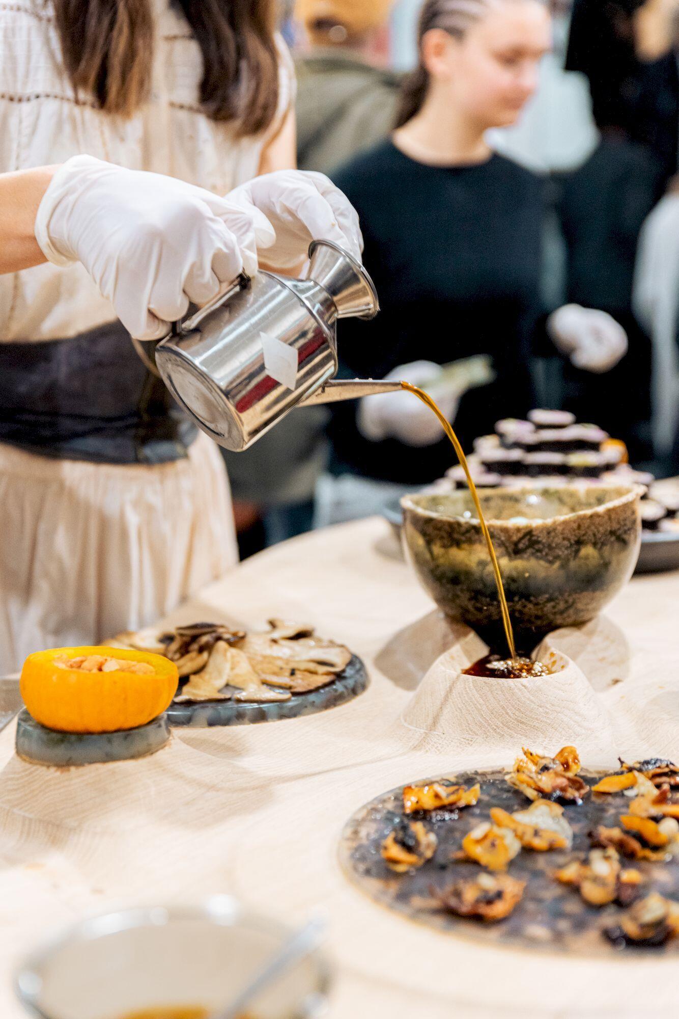 Homo Photosyntheticus lab: Green Open Food Evolution at Open Source Body Festival